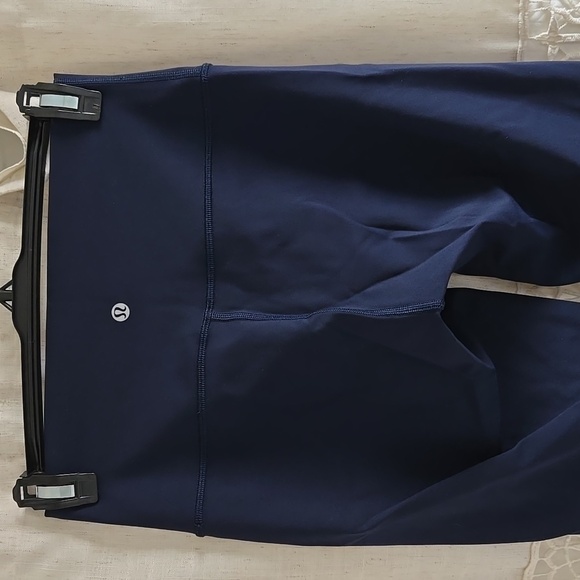 Lululemon Wunder Under Crop (Hi-Rise) *Full-On Luxtreme 21" True Navy - Picture 6 of 10